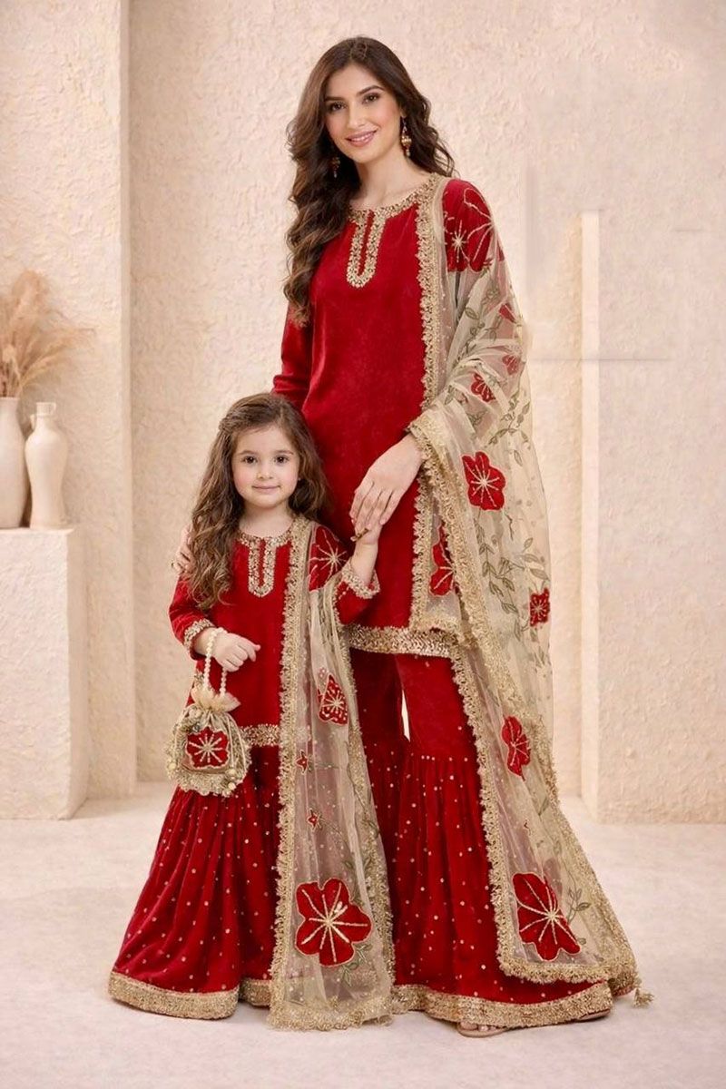 Matching Couple & Family Outfits | Ethnic Wear Combos Matching Couple & Family Outfits | Ethnic Wear Combos