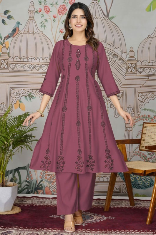 Garnet Maroon Viscose Roman Silk Kurta with Bottm