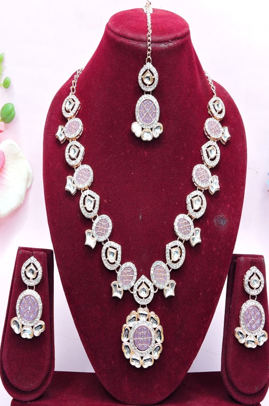 Lavender Stone Studded Neckalce Set