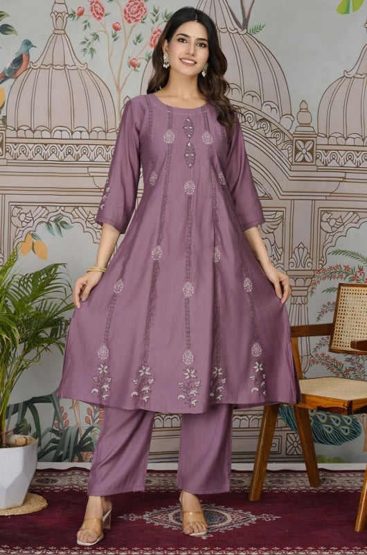 Mauve Viscose Roman Silk Kurta with Bottm