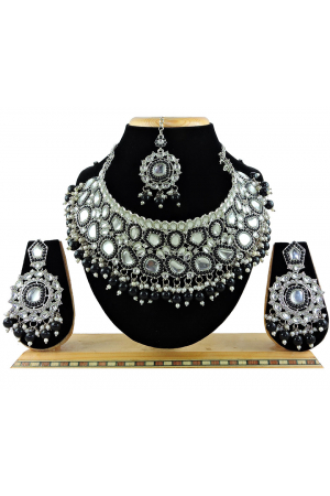 Black Designer Necklace Set with Maang Tikka