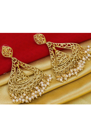 Amazing Golden Pearls Earrings