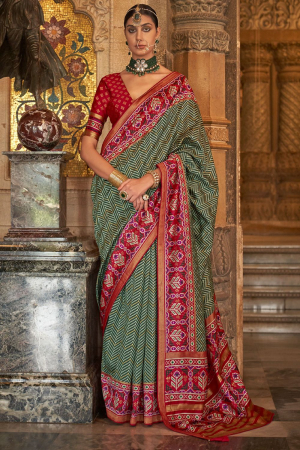 Forest Green Banarasi Weaving Silk Saree for Wedding