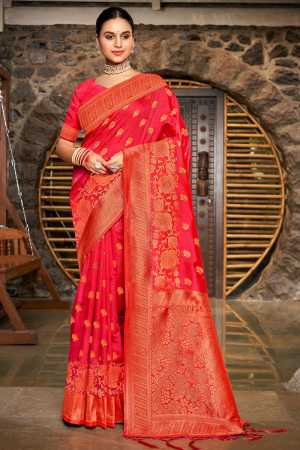 Gajari Woven Silk Saree for Ceremonial