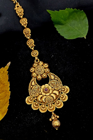 Gold Plated Carved Maang Tika