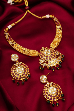 Gold Plated Studded Necklace Set