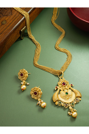 Golden  Designer Necklace Set