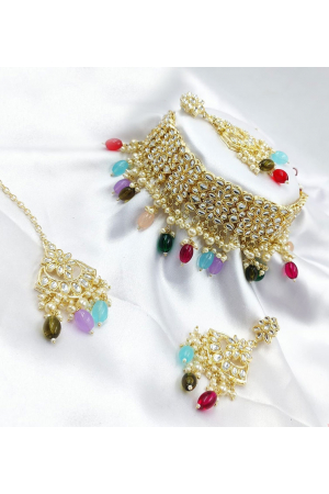 Multicolor Kundan Studded Necklace Set