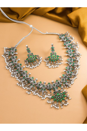 Green Oxidized Studded Necklace Set