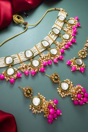 Designer Kundan and Beads Work Necklace Set