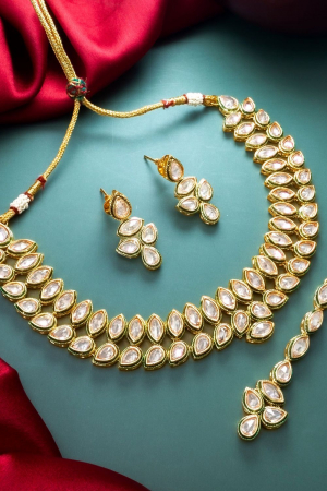 Kundan Studded White Gold Plated Necklace