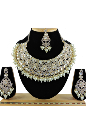 Off White Designer Necklace Set with Maang Tikka