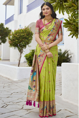 Parrot Green Pure Paithani Silk Weaving Saree