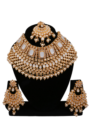 Royal White Color Gold Plated Kundan Necklace Set