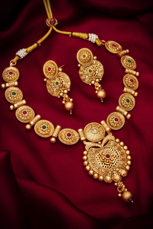 Sparkling Studded Gold Plated Necklace Set