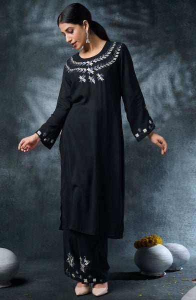 Black Embroidered Rayon Kurta with Bottom