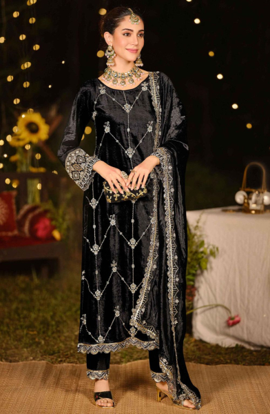 Black Velvet Designer Pant Kameez Suit