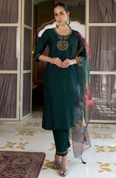 Bottle Green Cotton Silk Pant Kameez Suit
