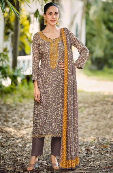 Dusty Brown Bandhani Print Pashmina Pant Kameez