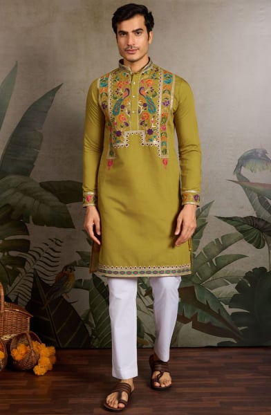 Flauracent Green Viscose Silk Embroidered Kurta for Festival