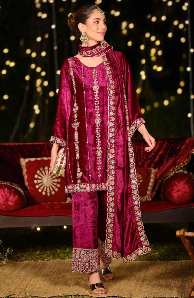 Magenta Velvet Designer Pant Kameez Suit
