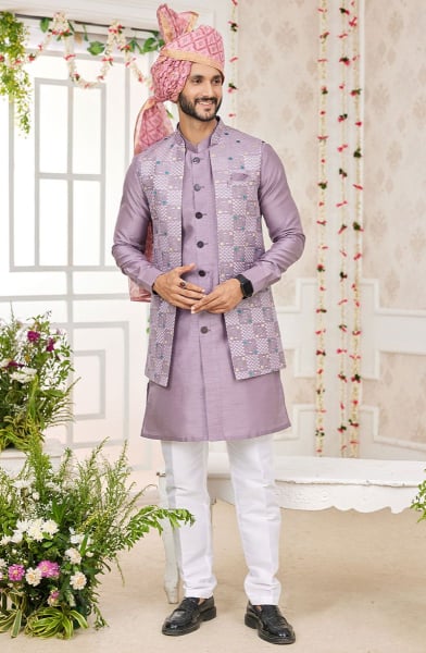 Mauve Art Banarasi Silk Kurta Set with Jacket