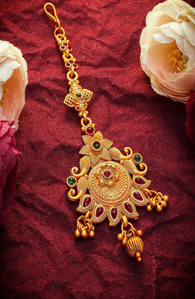Stones Studded Gold Plated Maang Tikka