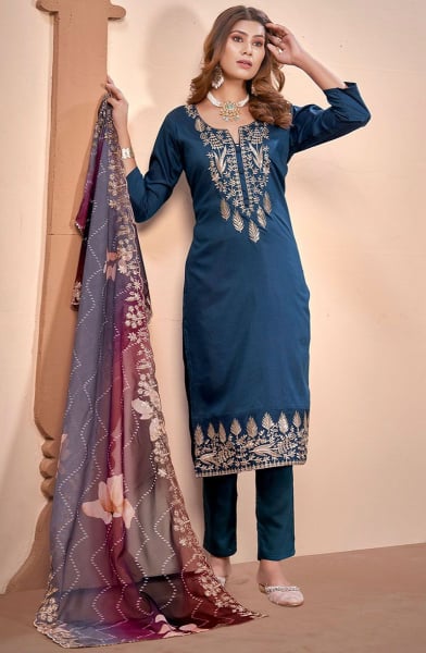 Navy Blue Embroidered Muslin Pant Kameez