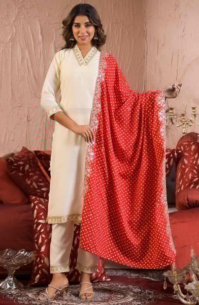 Off White Rayon Slub Readymade Pant Kameez