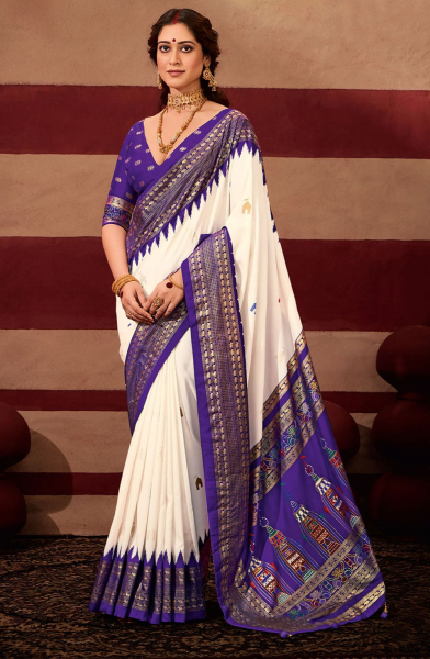 Off White Sambhalpuri Foil Print Temple Wear Saree
