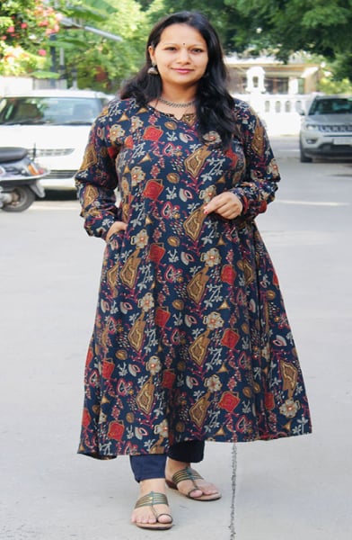Prussian Blue Rayon Crepe Churidar Sleeves Long Kurti