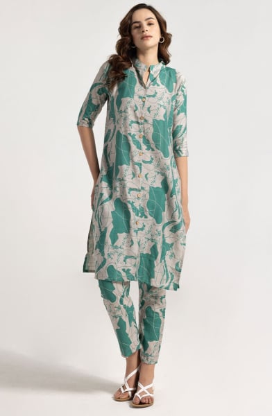 Rama Green and Off White Printed Rayon Co-Ord Set