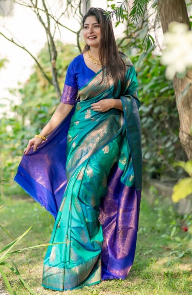 Rama Green Banarasi Silk Zari Woven Saree