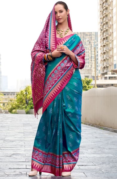 Rama Green Zari Woven Soft Silk Saree