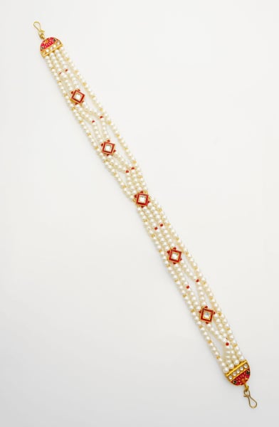 White Kundan and Pearls Work Maang Tikaa